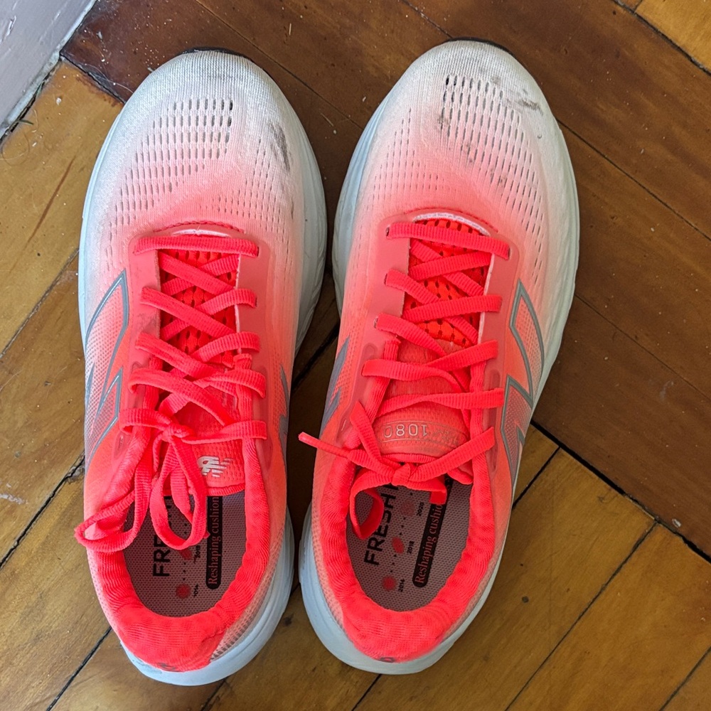 New Balance 1080 v14 women's size 7 white and coral very comfortable - Picture 4 of 6